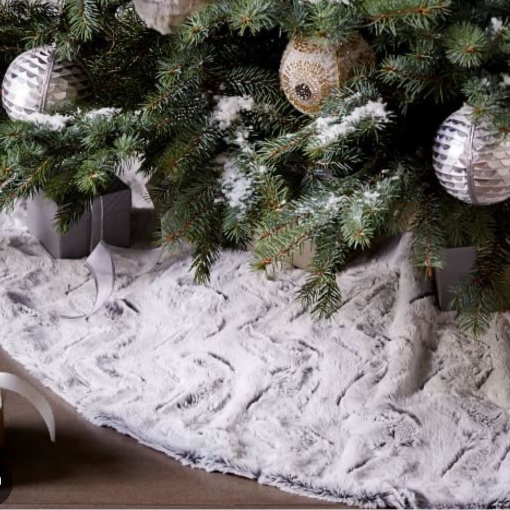 West Elm 50” dia faux fur tree skirt